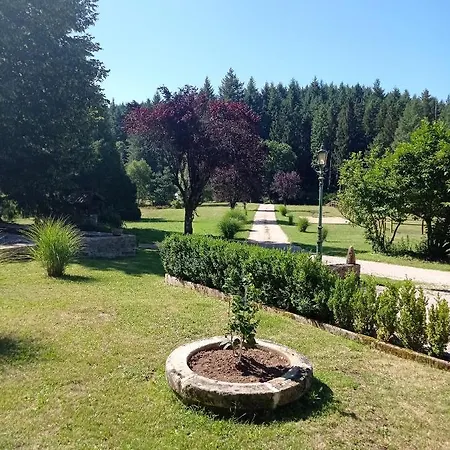 La Roussilhe Nocleg ze śniadaniem Sousceyrac