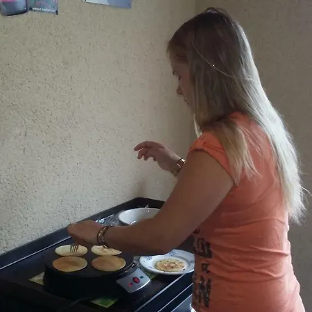 La Roussilhe Nocleg ze śniadaniem Sousceyrac