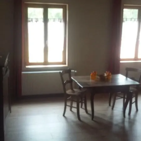 La Roussilhe Nocleg ze śniadaniem 3*