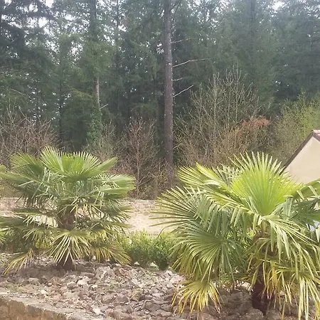 Nocleg ze śniadaniem La Roussilhe 3*