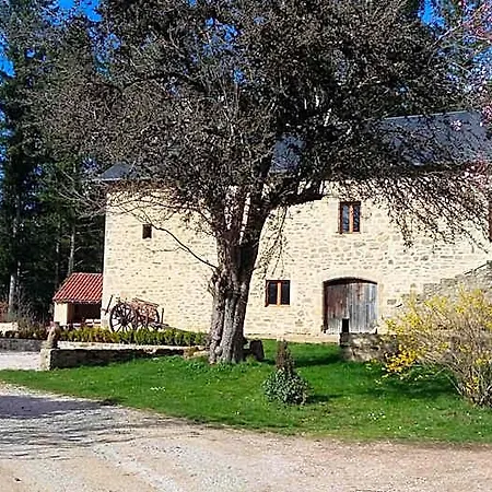 Oda ve Kahvaltı La Roussilhe 3*