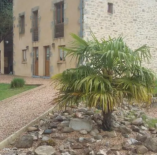 La Roussilhe Bed & Breakfast Sousceyrac